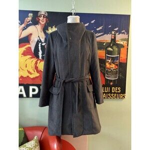 Samuel Dong coat
